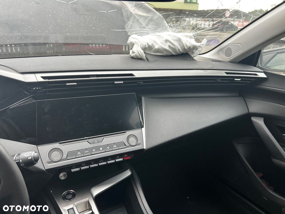 Peugeot 308 - 21