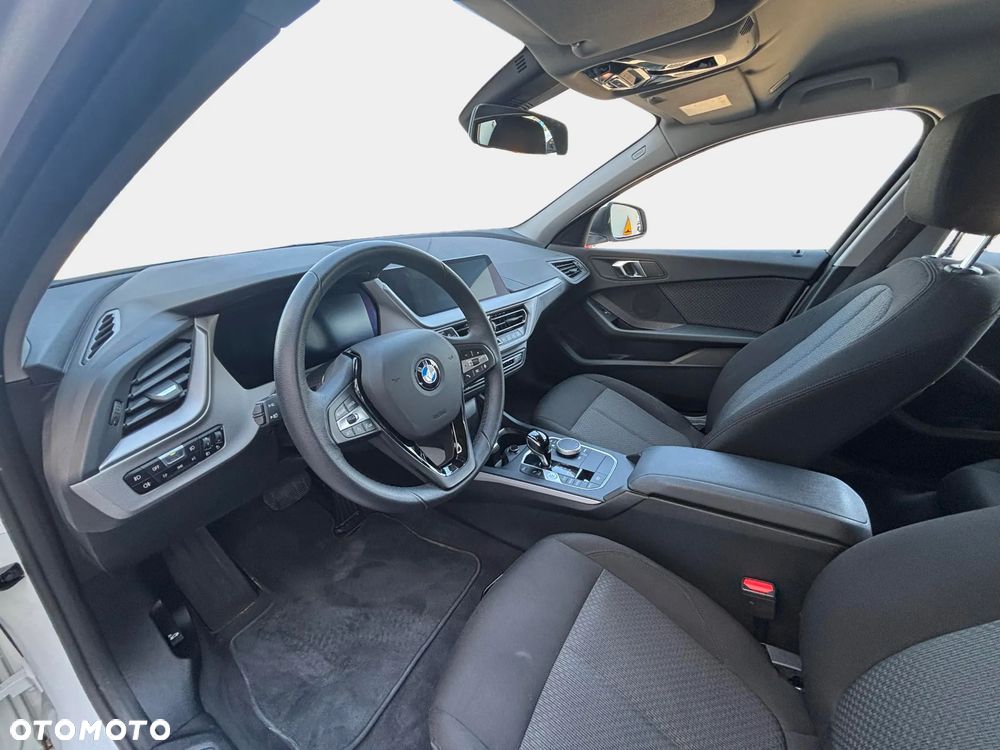 BMW Seria 1 118i Advantage - 37