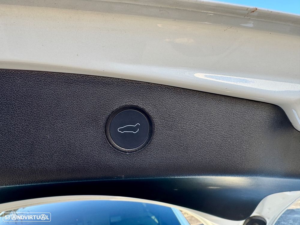 Tesla Model 3 Performance Dual Motor AWD - 41