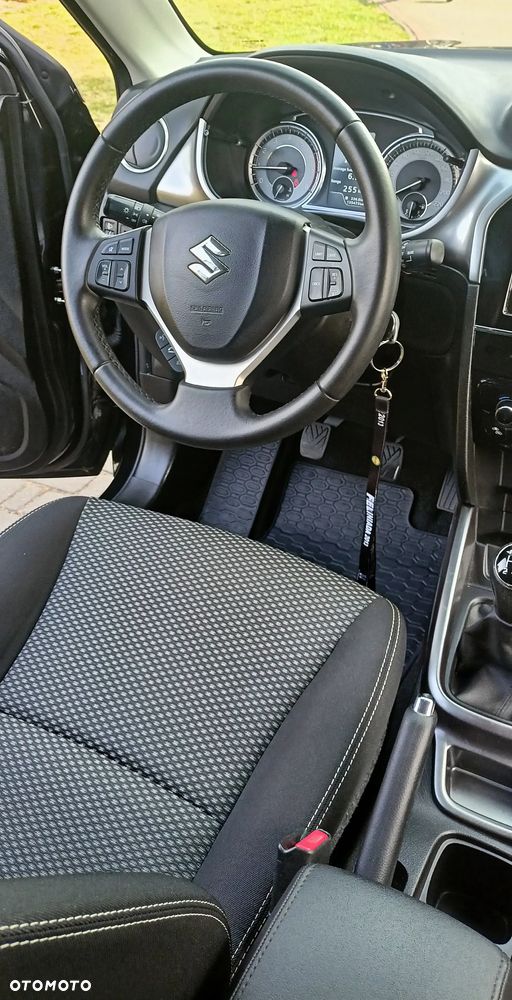 Suzuki Vitara 1.0 Boosterjet Club - 2