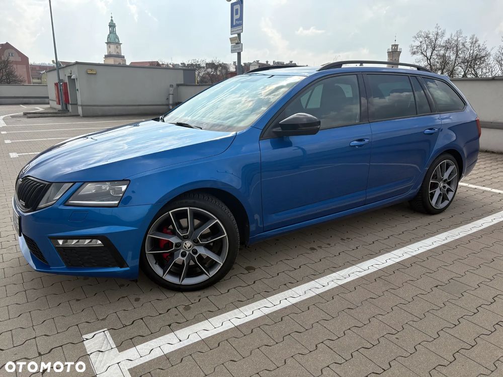Skoda Octavia 2.0 TDI DSG RS - 3