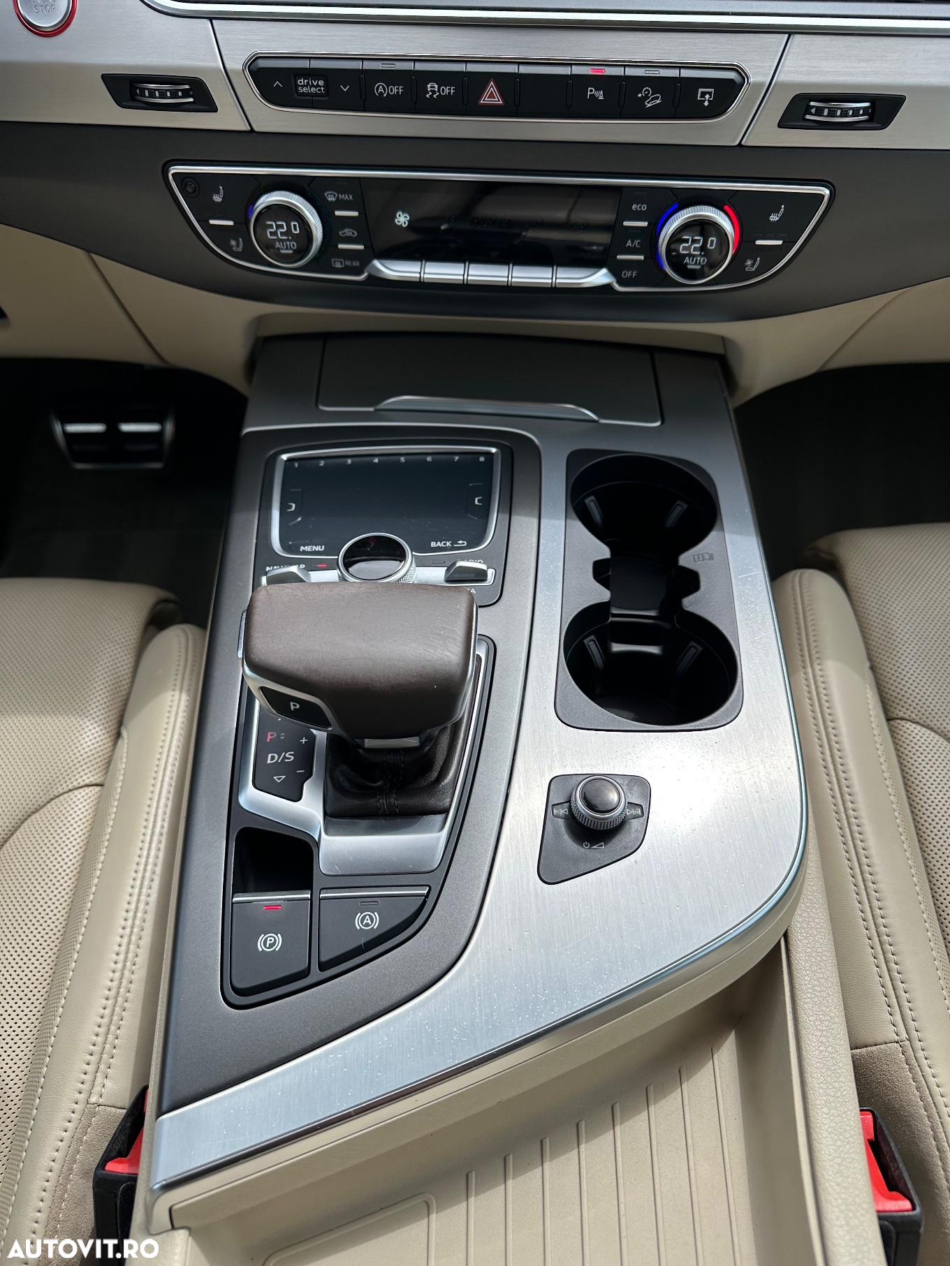 Audi SQ7 TDI quattro tiptronic - 14
