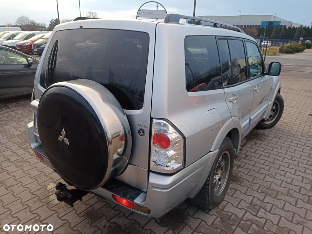 Mitsubishi Pajero 3.2 DI-D Edition 20 - 8