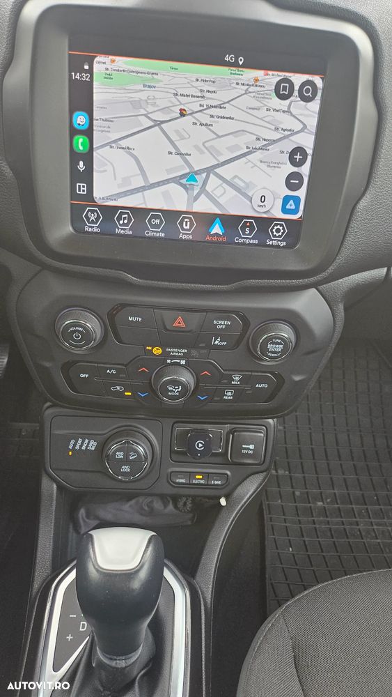 Jeep Renegade - 21