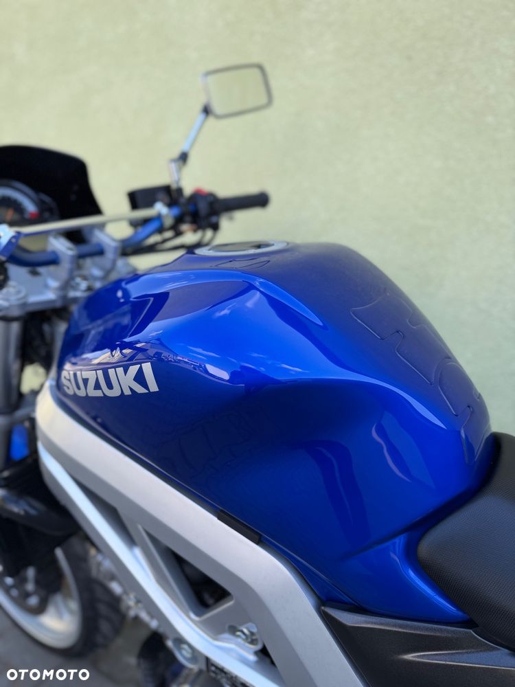 Suzuki SV - 35