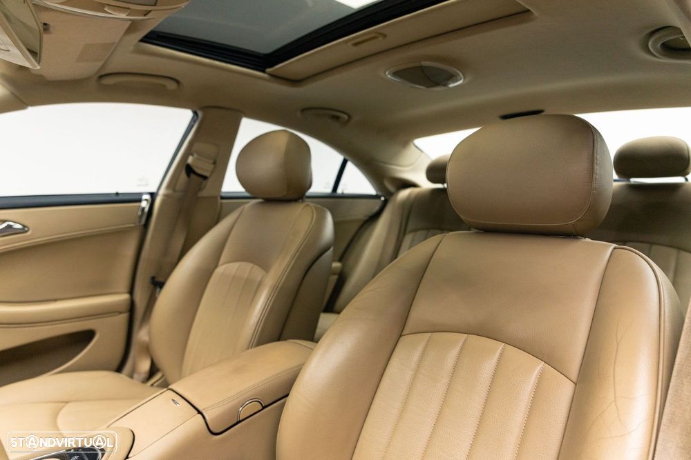 Mercedes-Benz CLS 320 CDI - 19