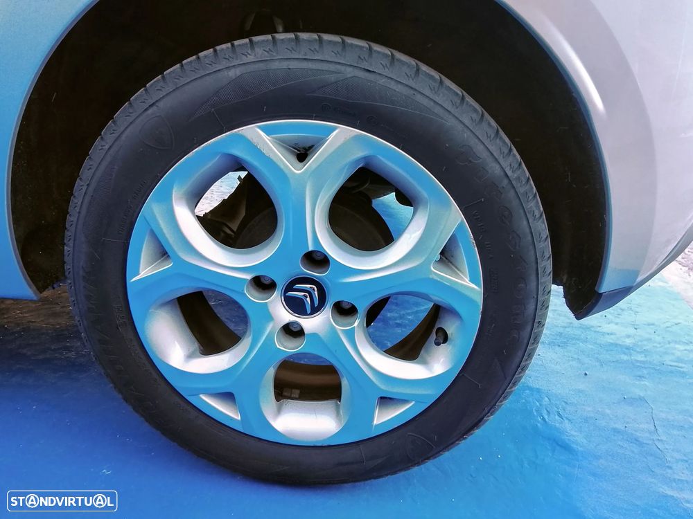 Citroën C3 1.2 PureTech Collection - 23