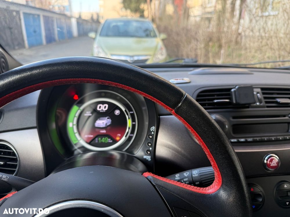 Fiat 500E - 10