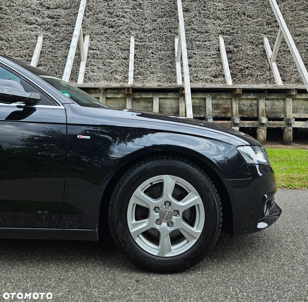 Audi A4 Avant 2.0 TDI - 11