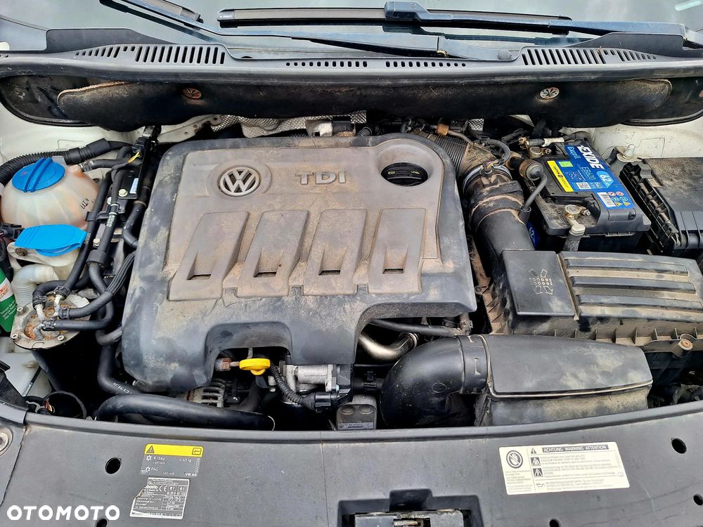 Volkswagen Touran - 33