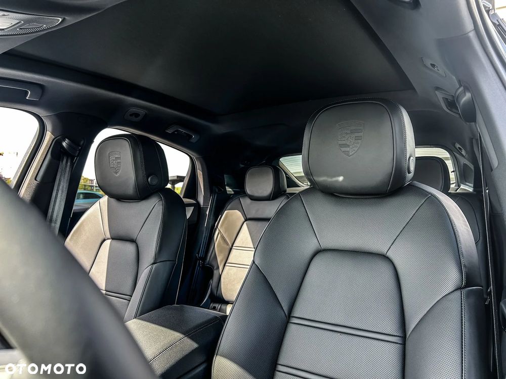 Porsche Cayenne - 9