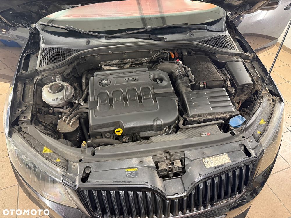 Skoda Octavia 2.0 TDI RS DSG - 8