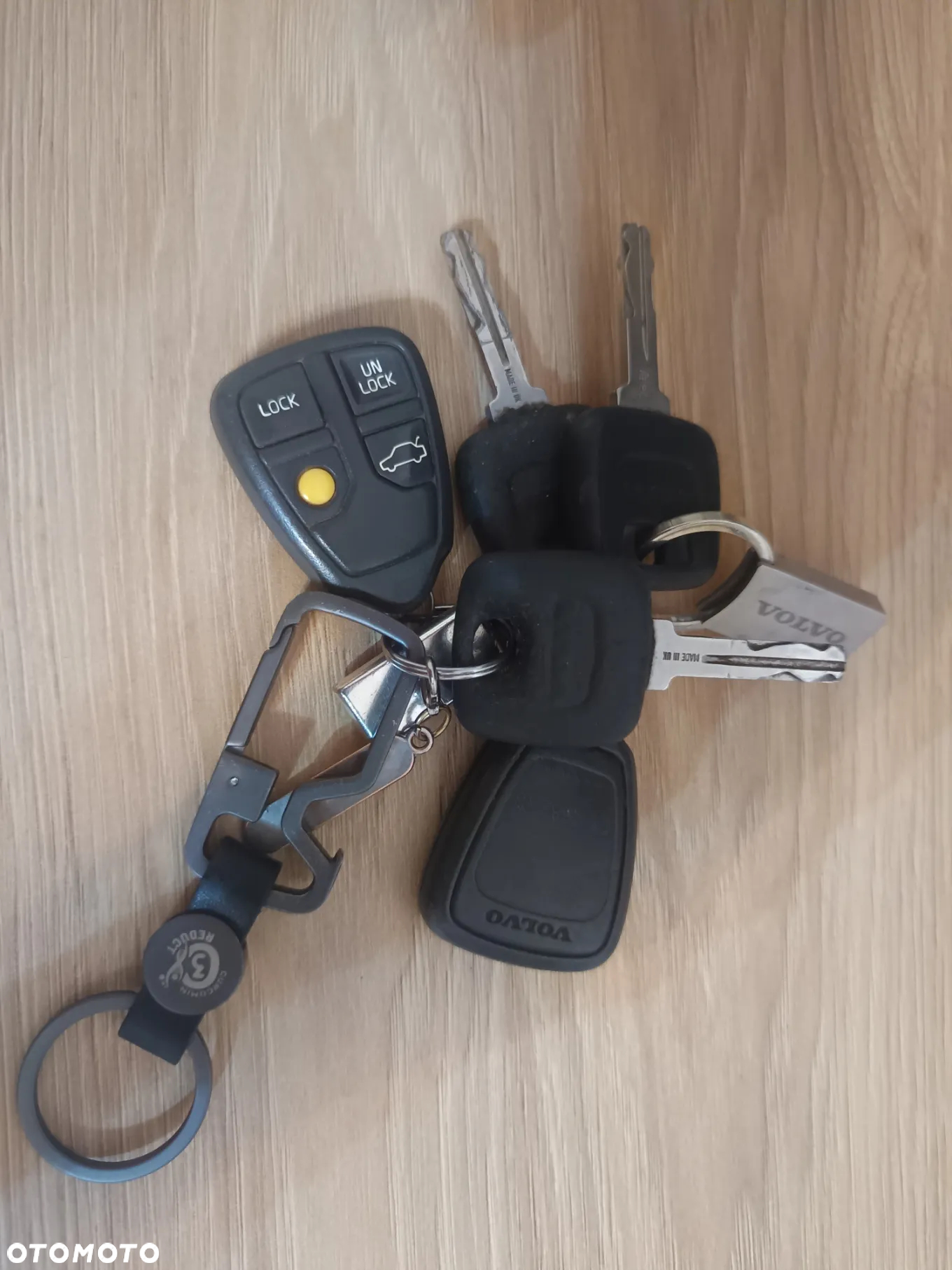 Volvo S60 2.4 - 22