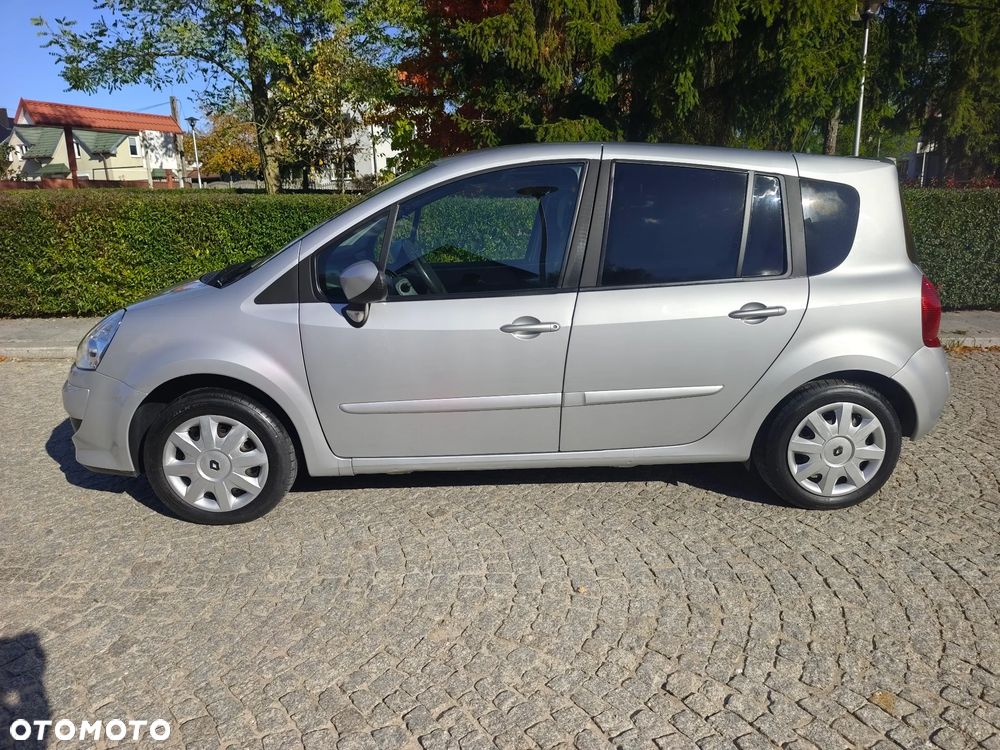 Renault Modus - 2