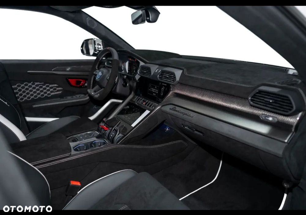 Lamborghini Urus - 19