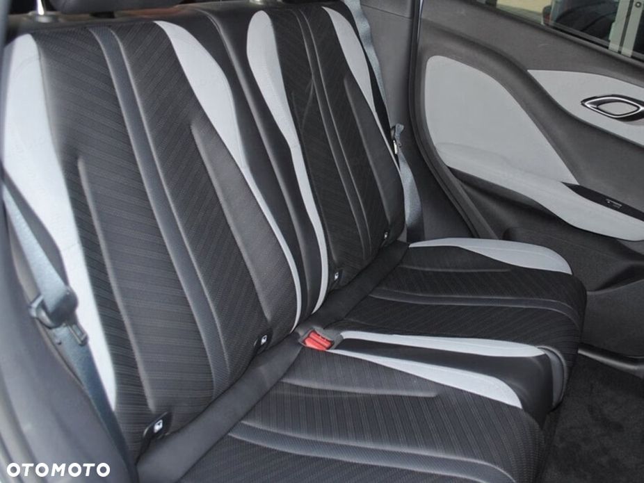 BYD Dolphin Surf - 13