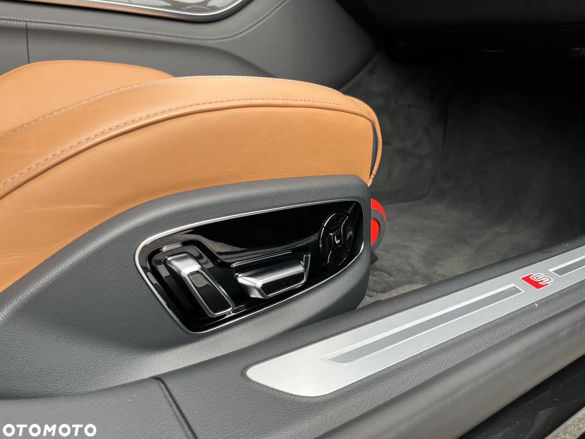 Audi A8 - 13