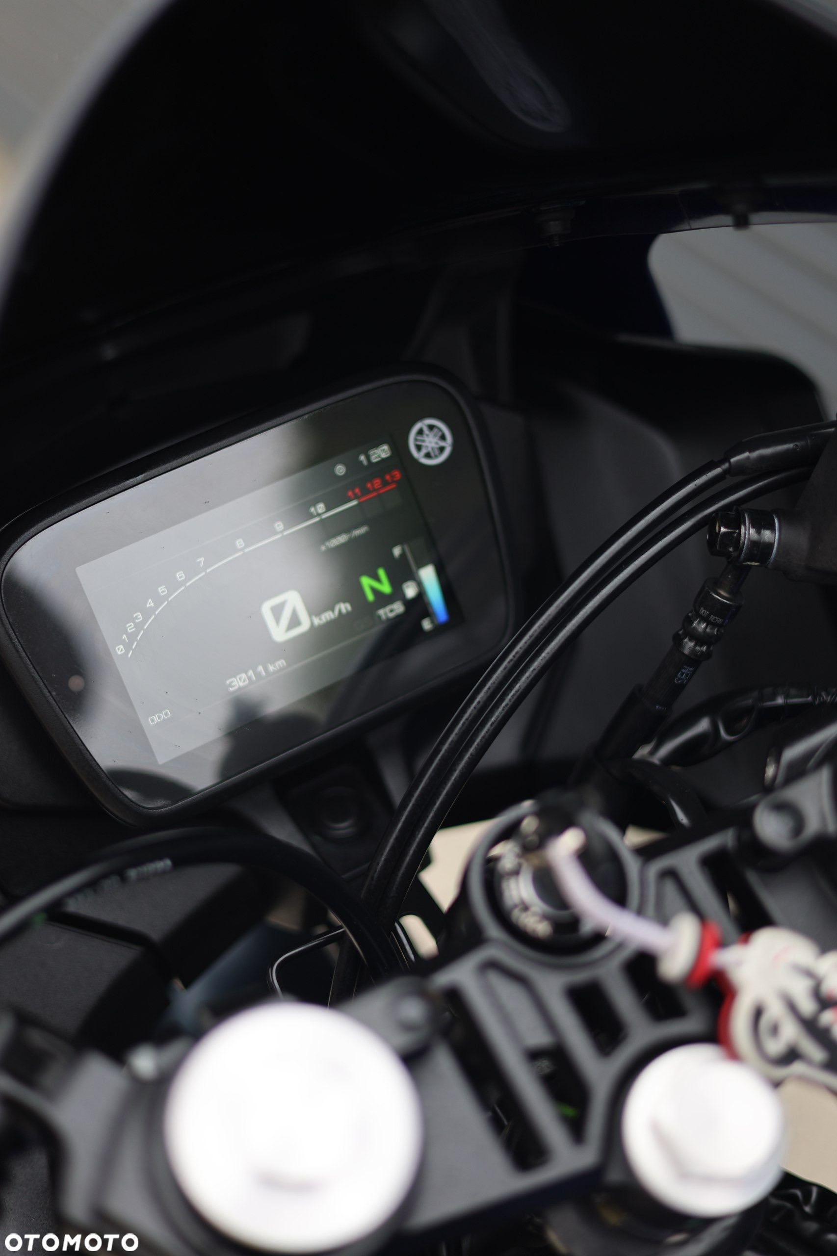 Yamaha YZF - 12