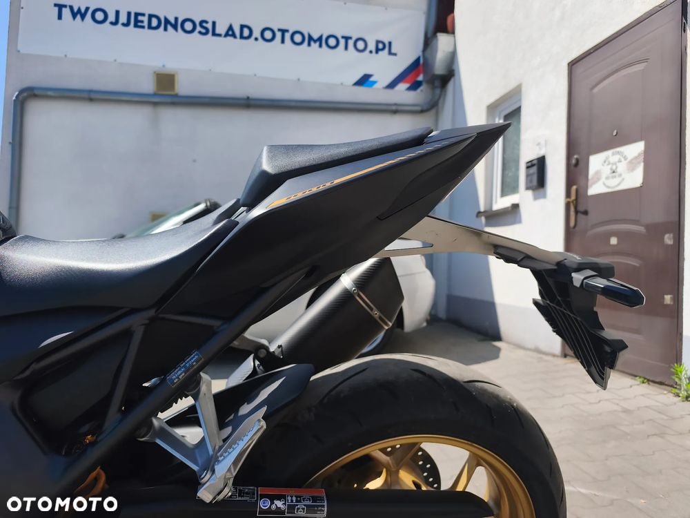 Honda CB - 14