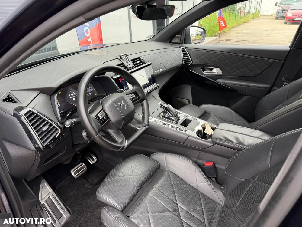 DS Automobiles DS 7 Crossback - 11