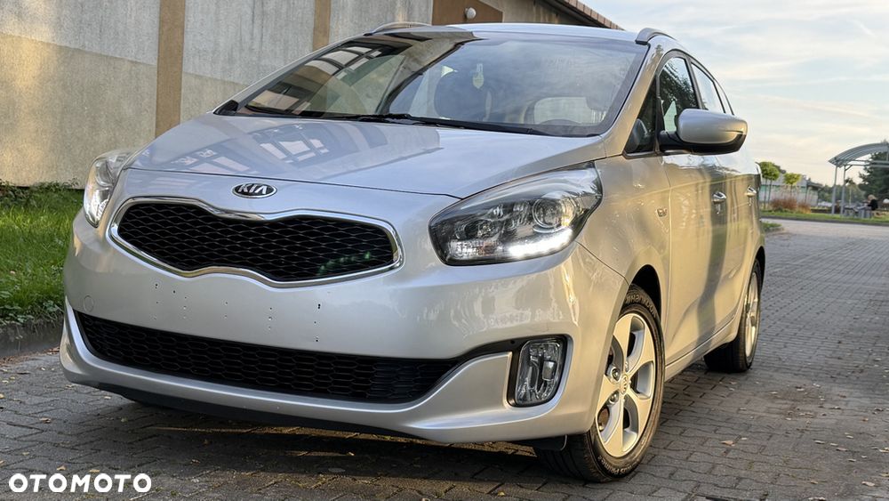 Kia Carens 1.6 GDI L - 6