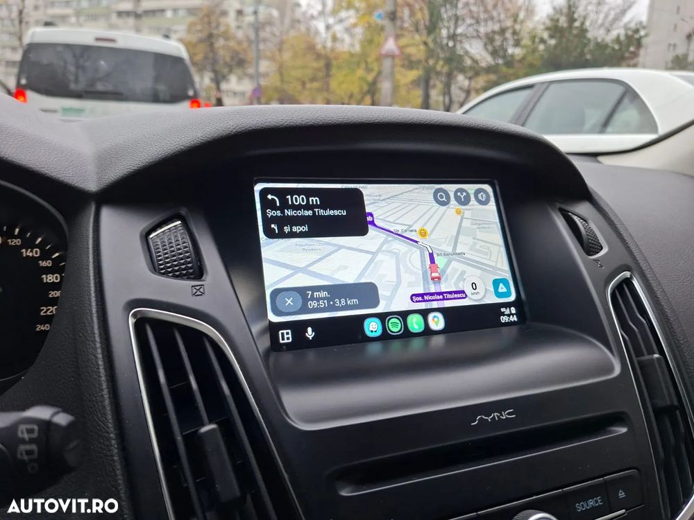 Ford Focus 1.5 TDCi Trend - 8