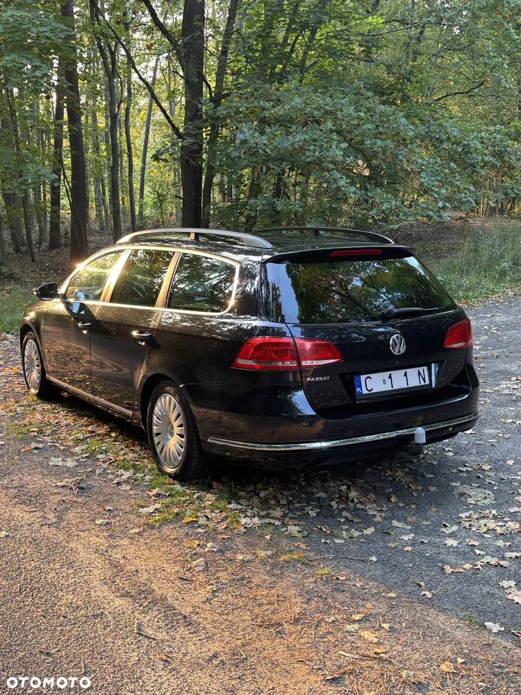 Volkswagen Passat - 17