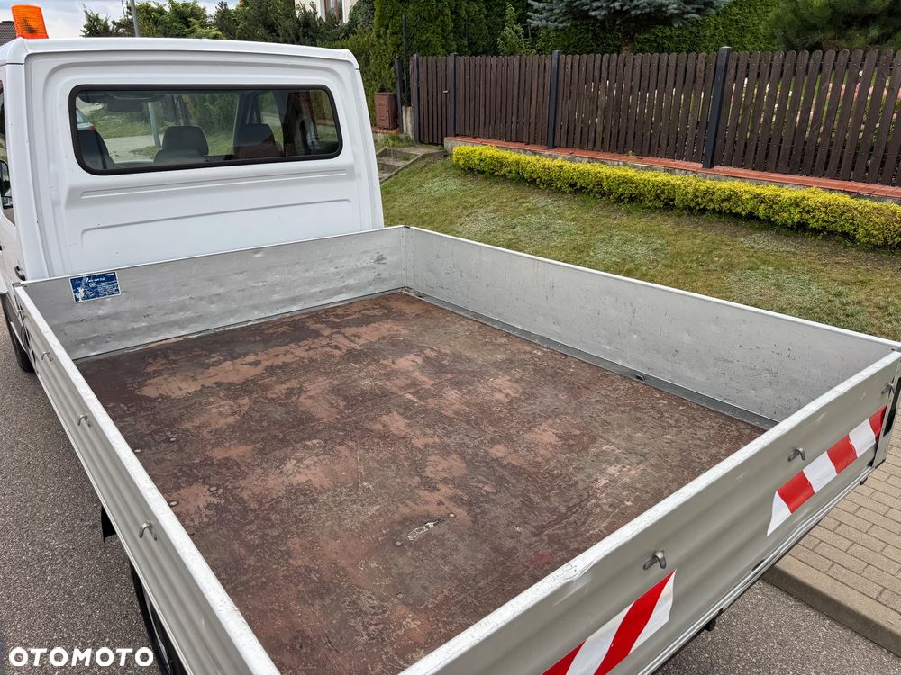 Mercedes-Benz Sprinter - 20