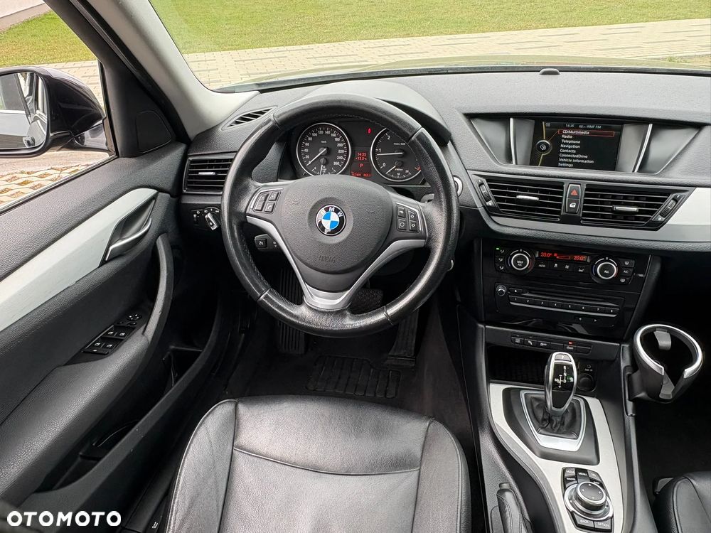 BMW X1 sDrive18d Sport Line - 22