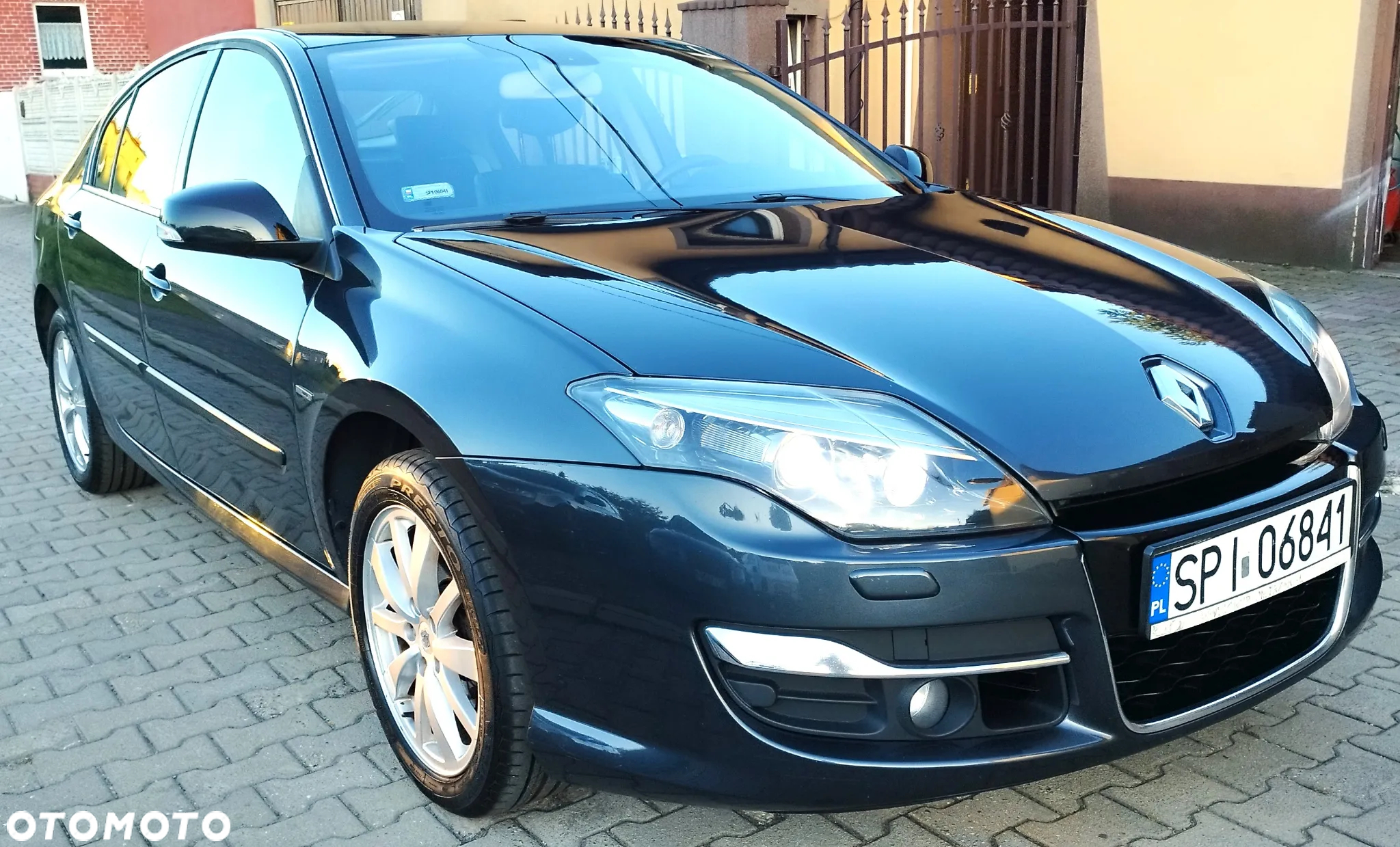 Renault Laguna 2.0 Bose Edition - 10