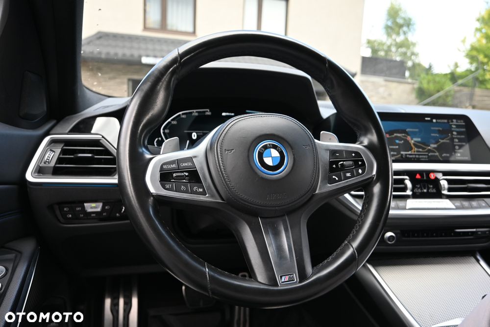 BMW Seria 3 320e M Sport - 21