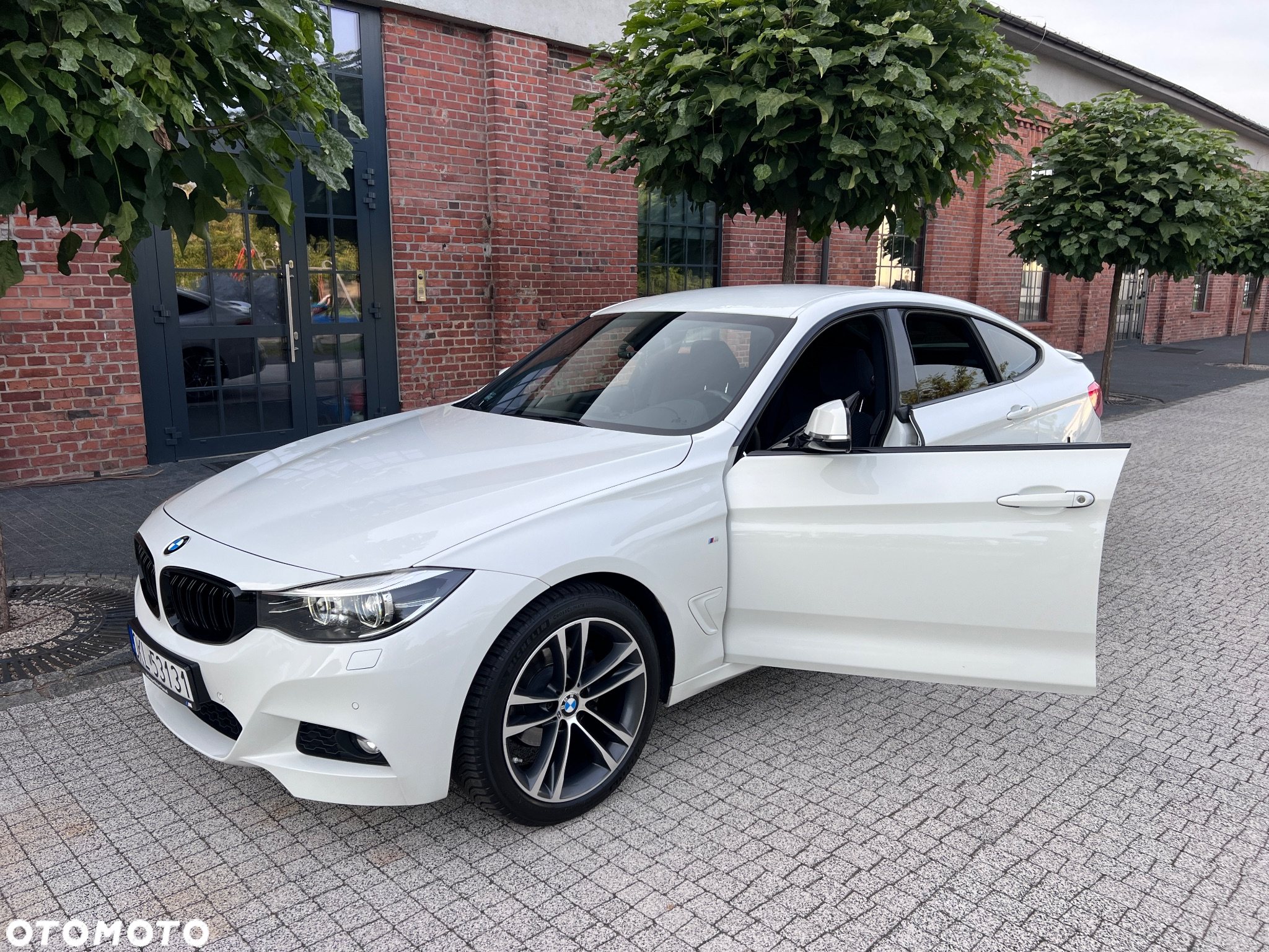 BMW 3GT 318d M Sport - 4