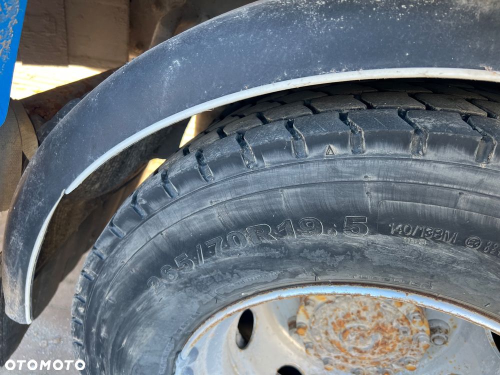 Volvo FL 240-280 HP - 18