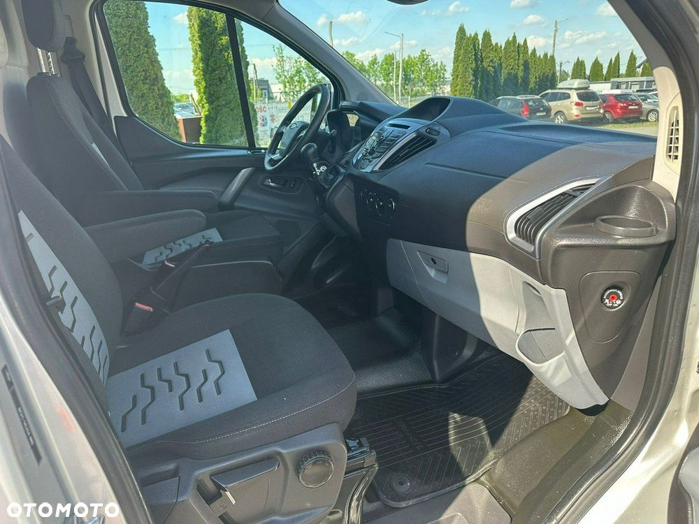 Ford Transit Custom - 14