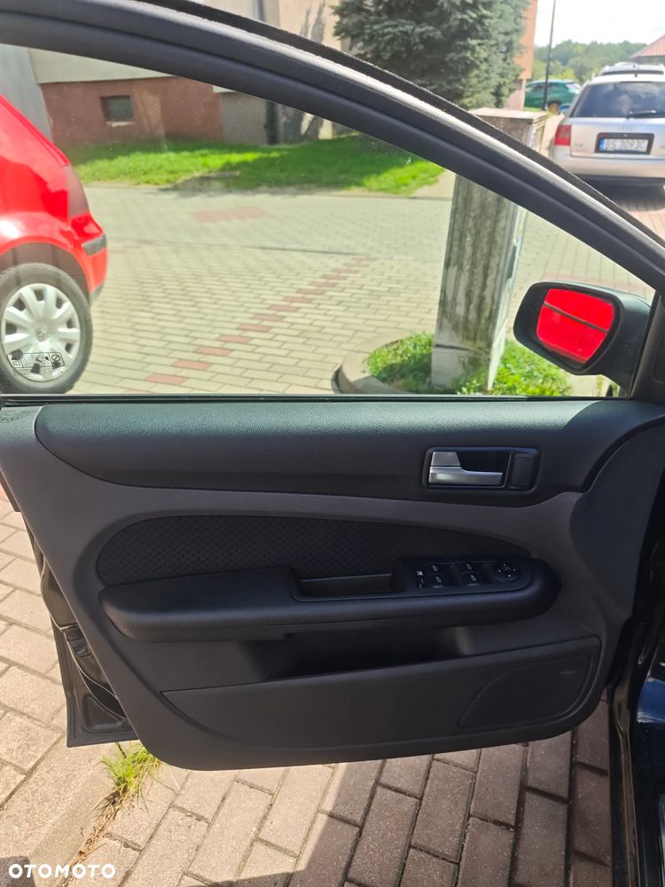 Ford Focus - 15