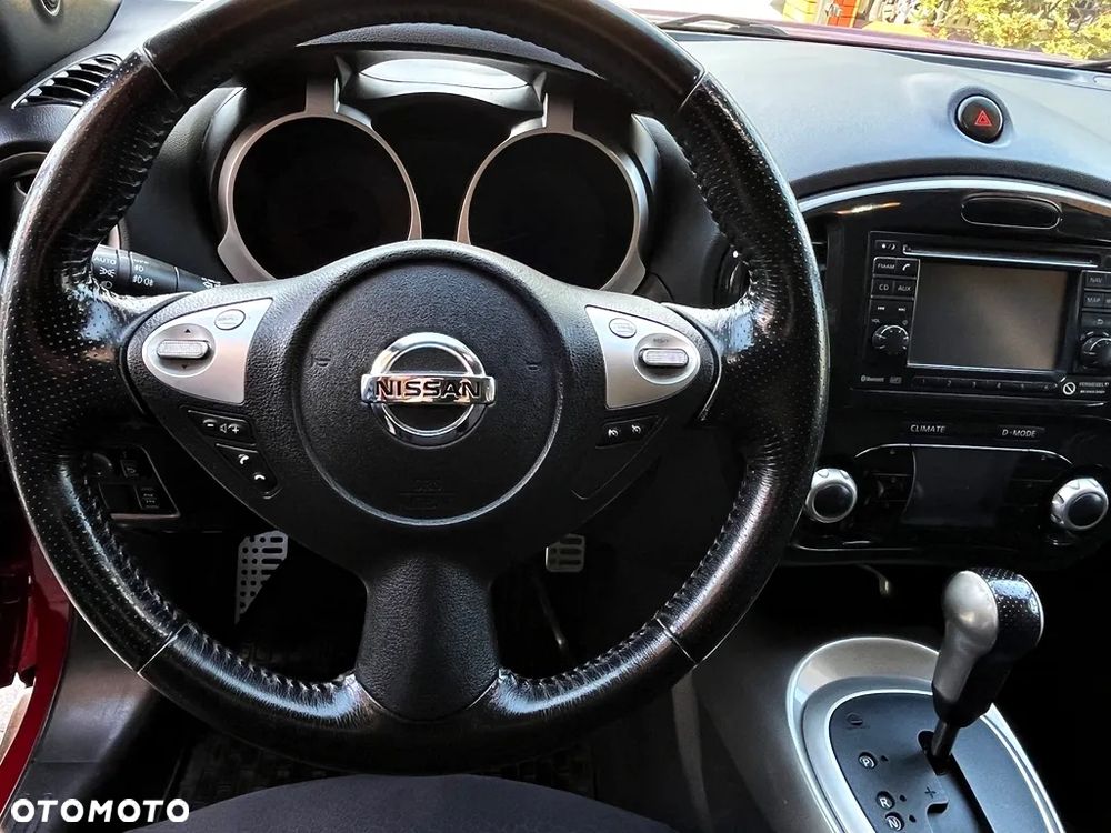 Nissan Juke 1.6 T Tekna 4x4 - 26