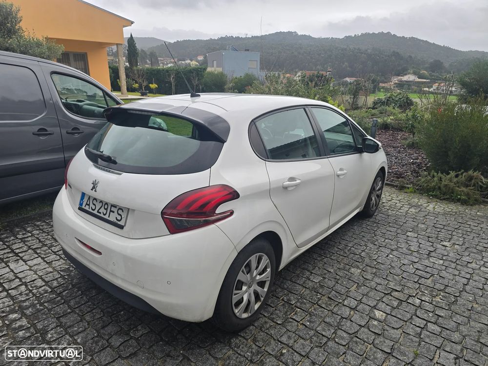 Peugeot 208 BlueHDi 100 Active Pack - 2
