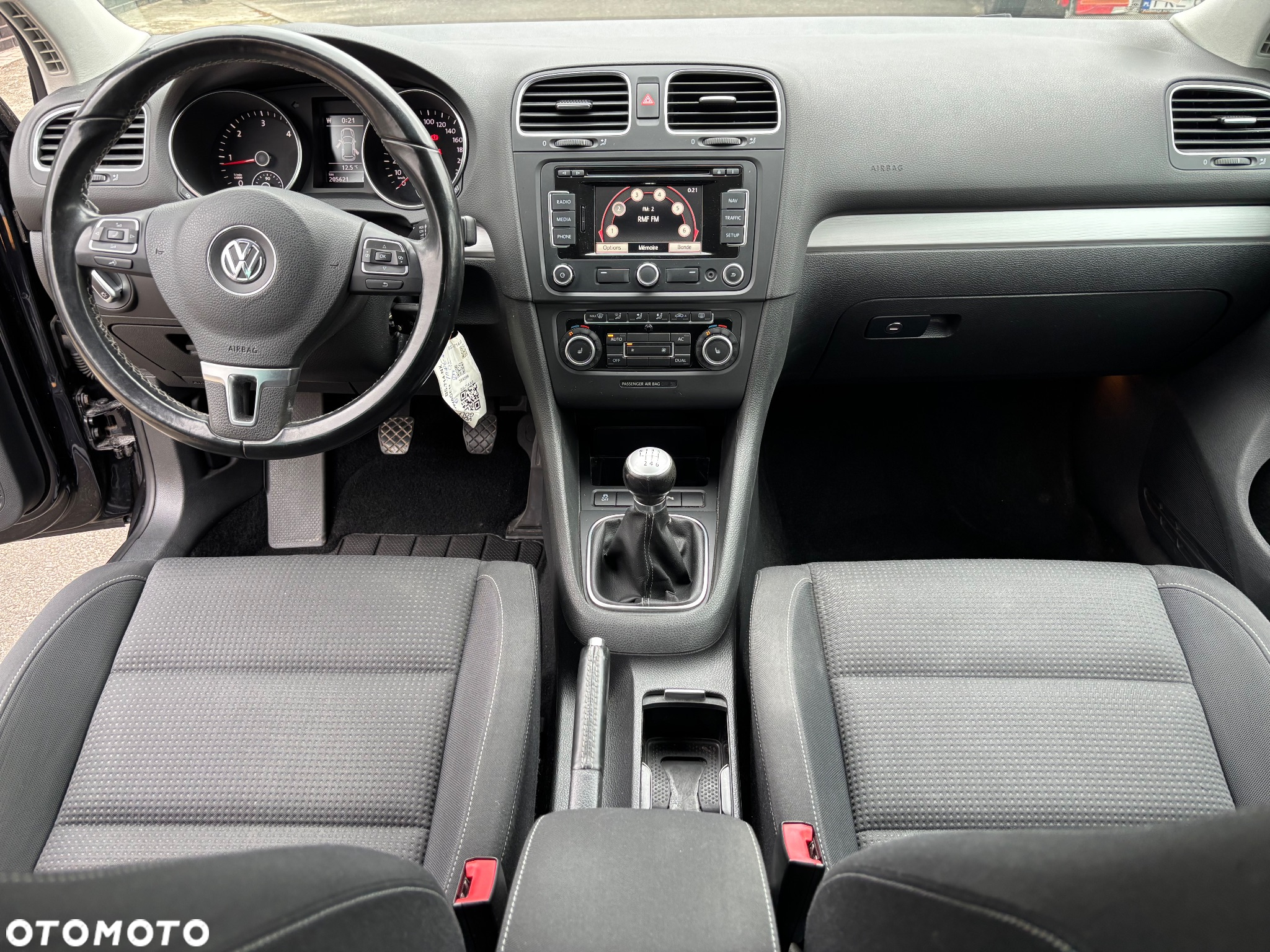 Volkswagen Golf V 2.0 TDI Comfortline - 16