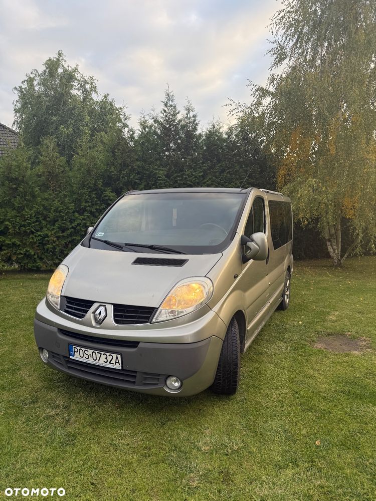 Renault Trafic - 1