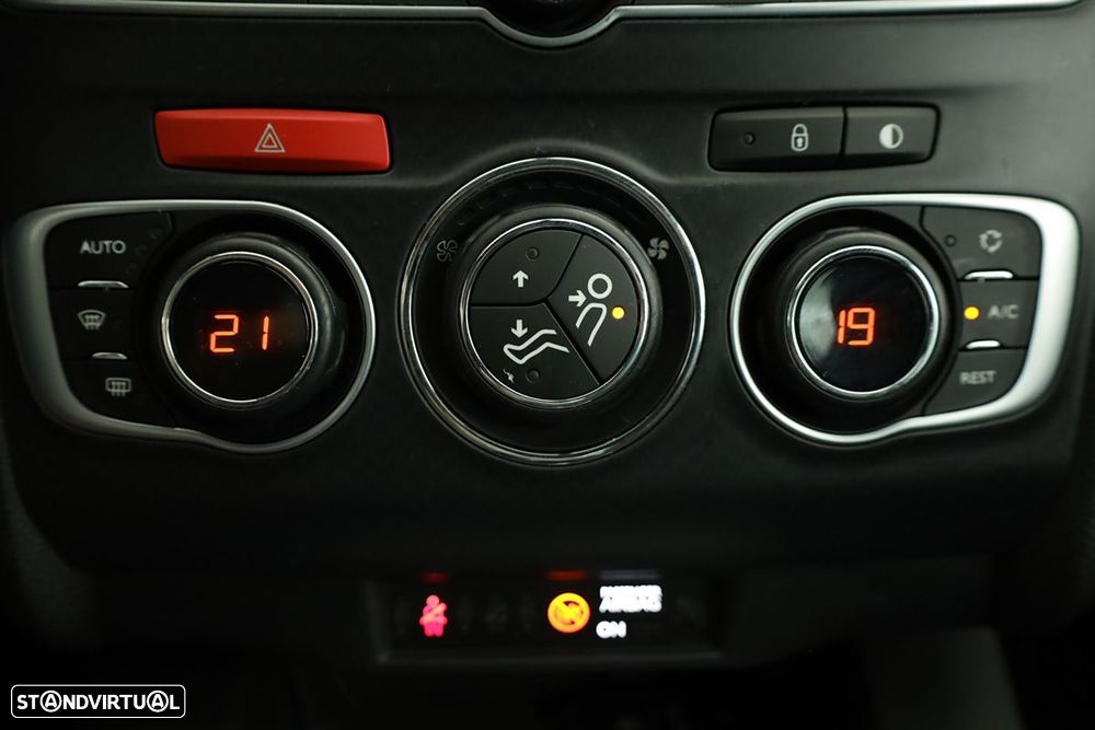 DS DS4 Crossback - 13