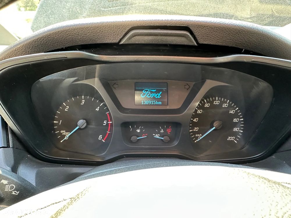 Ford Transit - 13