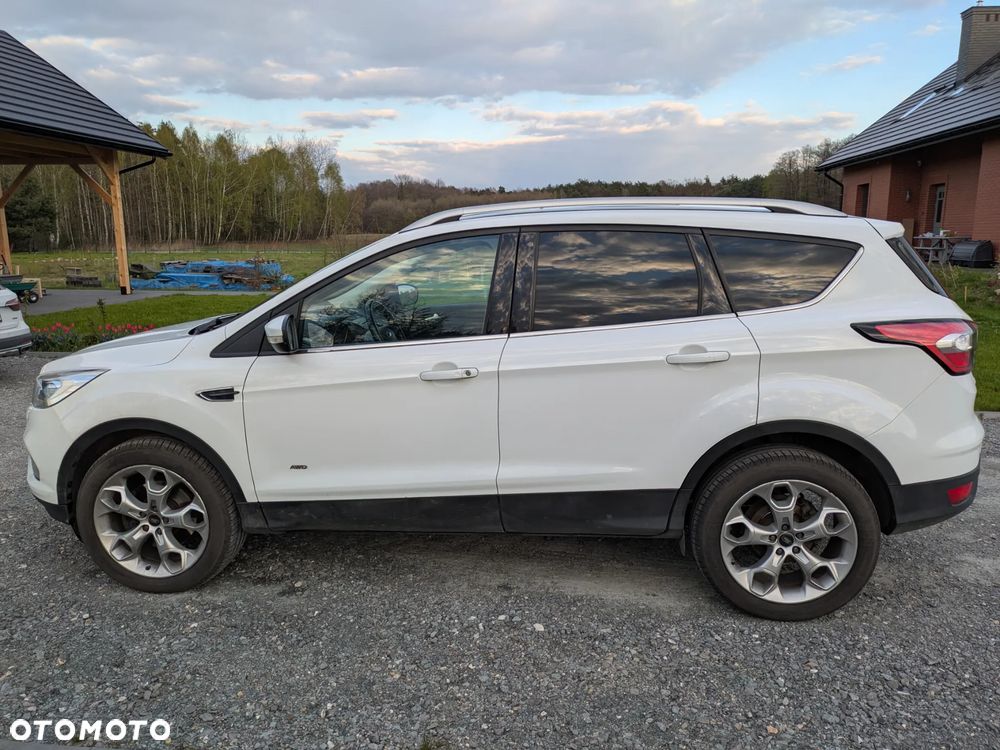 Ford Kuga 2.0 TDCi 4x4 Titanium - 5
