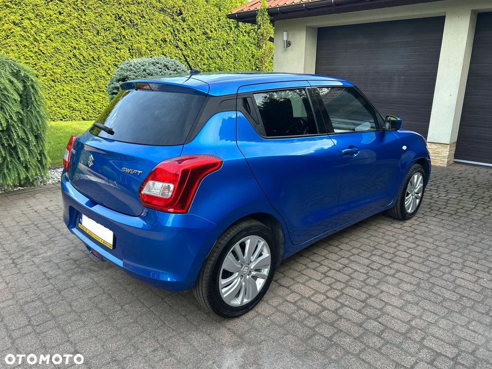 Suzuki Swift - 4
