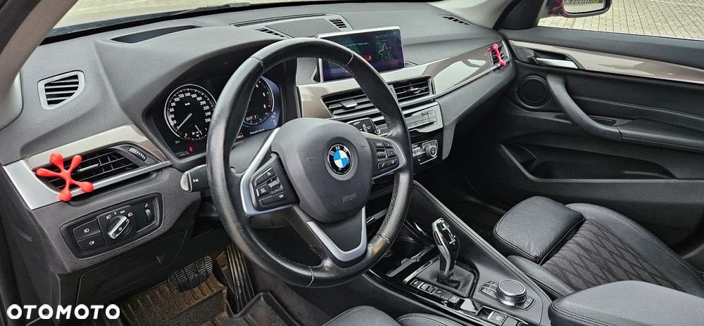 BMW X1 xDrive20d xLine sport - 6