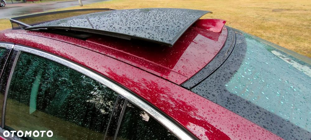 Jaguar XE 2.0 T R-Sport - 8