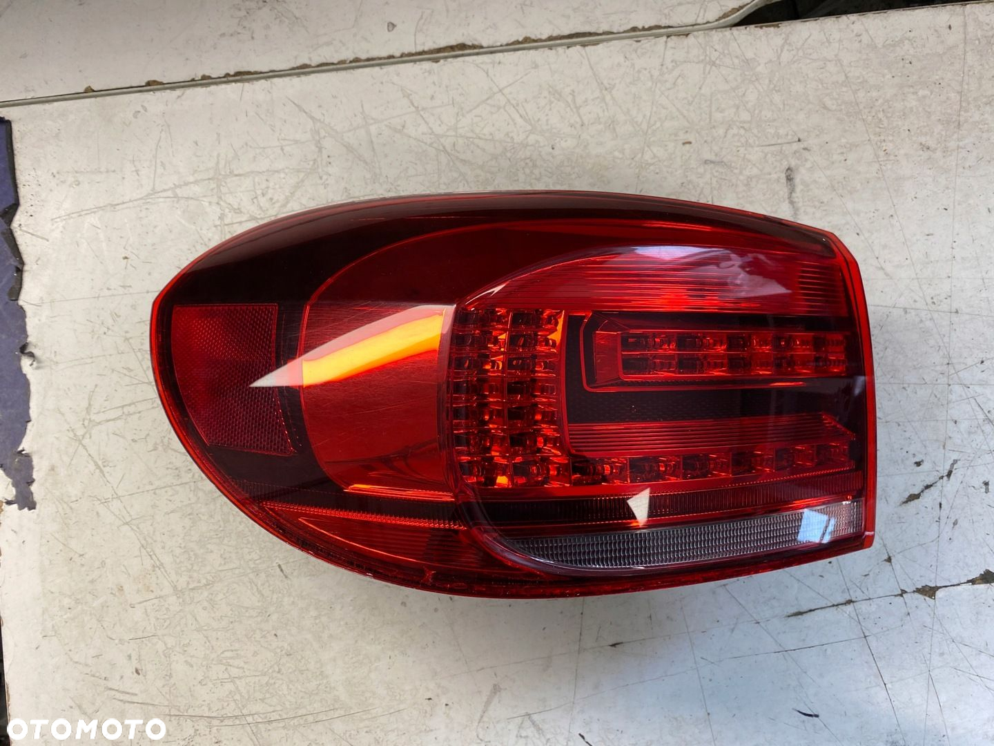 VW TIGUAN I LIFT R-LINE LAMPY TYŁ KOMPLET LED - 2