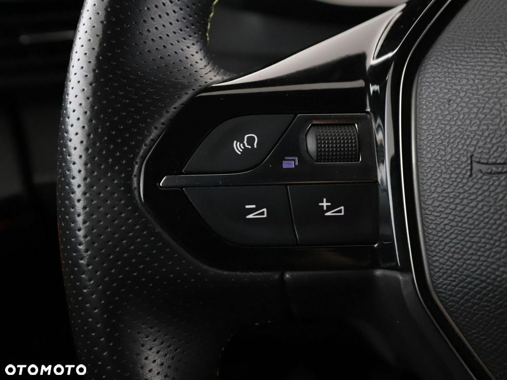 Peugeot 3008 1.2 PureTech GT S&S - 32