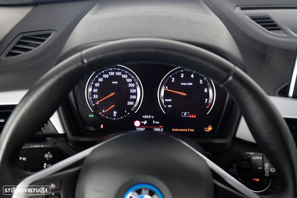 BMW X2 25 e xDrive GoldPlay - 17