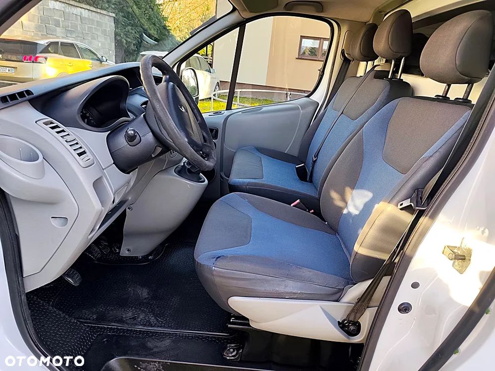 Renault Trafic - 10