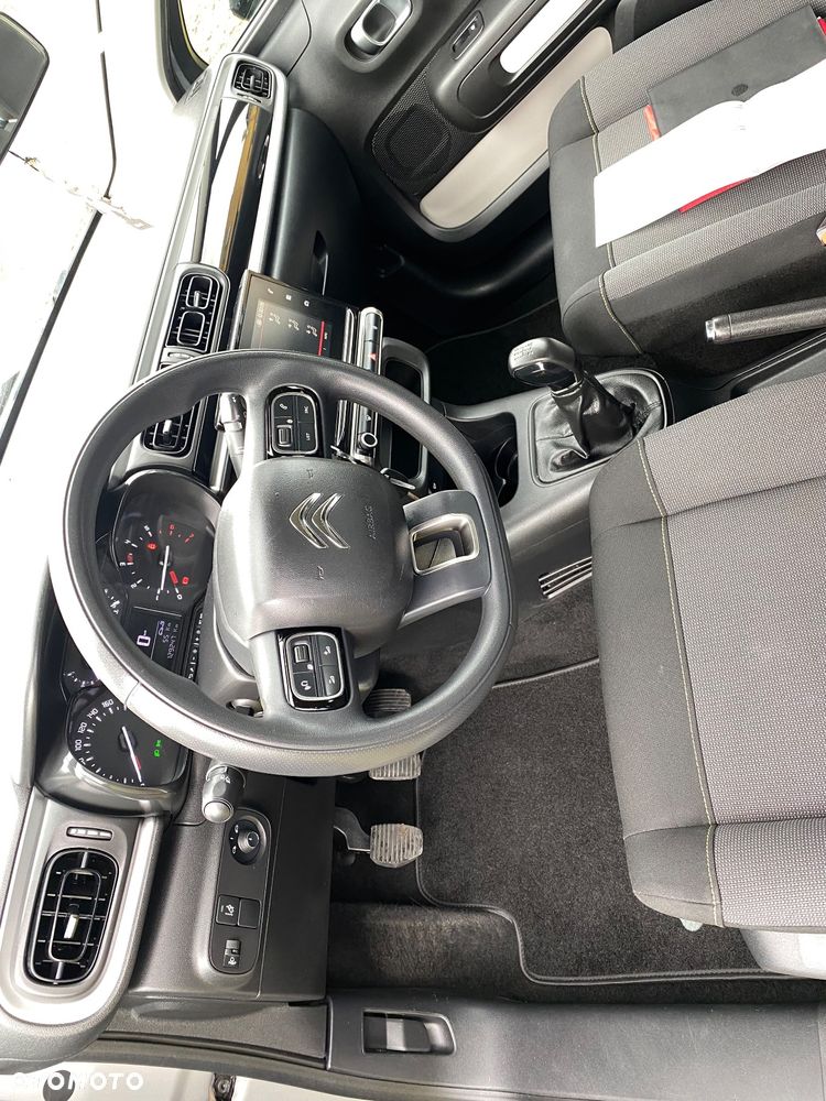 Citroën C3 1.2 PureTech Shine - 9